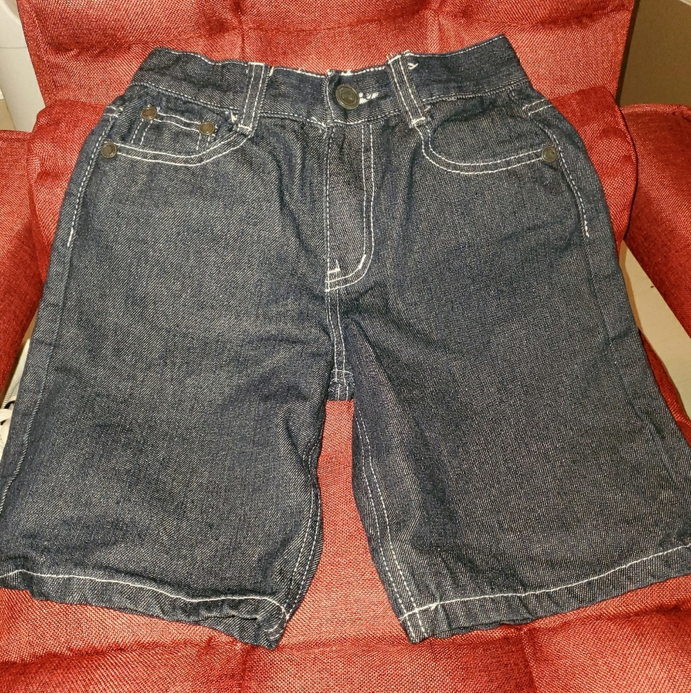 Boys jean shorts.
